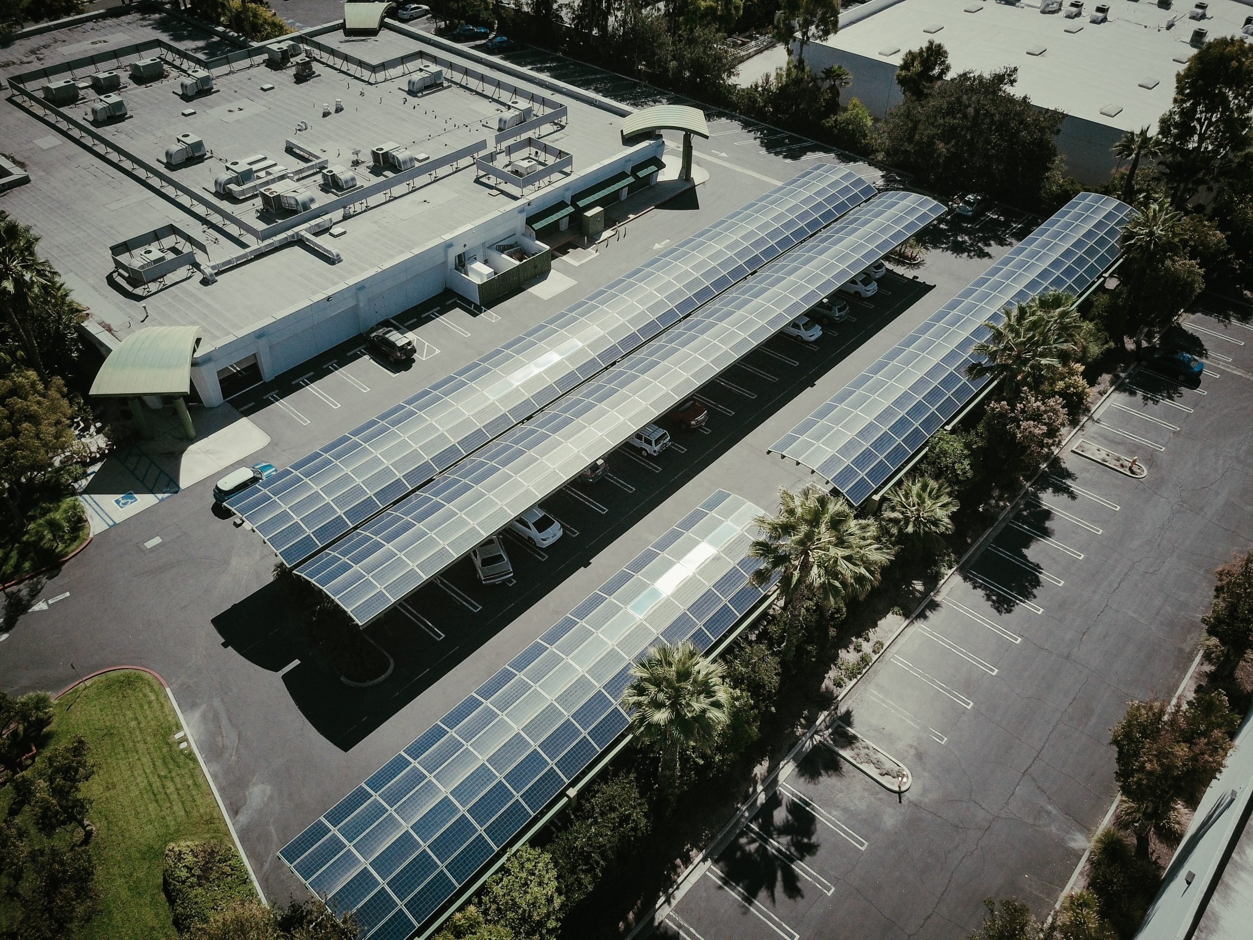 Todo lo que necesitas saber sobre los paneles solares eficientes para tu casa